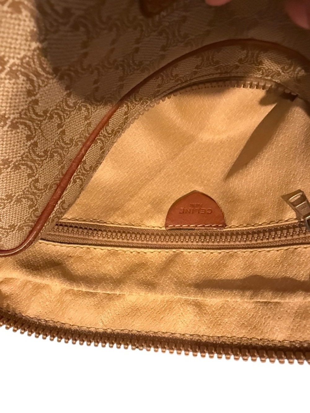 Celine Heritage Woven-Pattern Tan Duffel Bag with Toiletry Pouch - Picture 3 of 12
